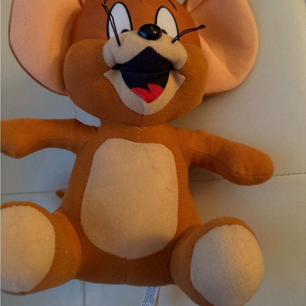 Jerry the  Mouse /from Tom & Jerry- Brown and Cream